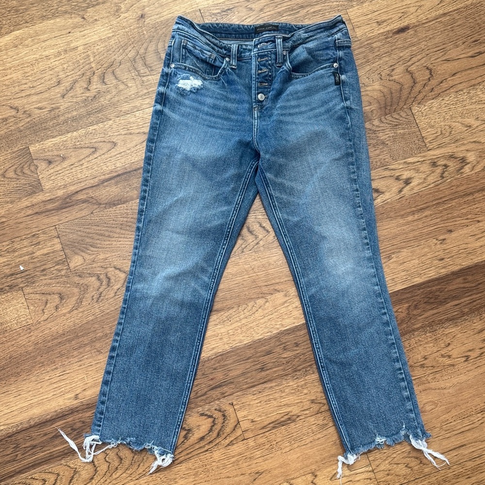 Silver Jeans Blue Cropped Distressed Denim